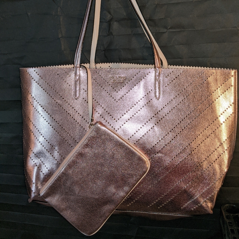 VS tote with matching Cosmo bag